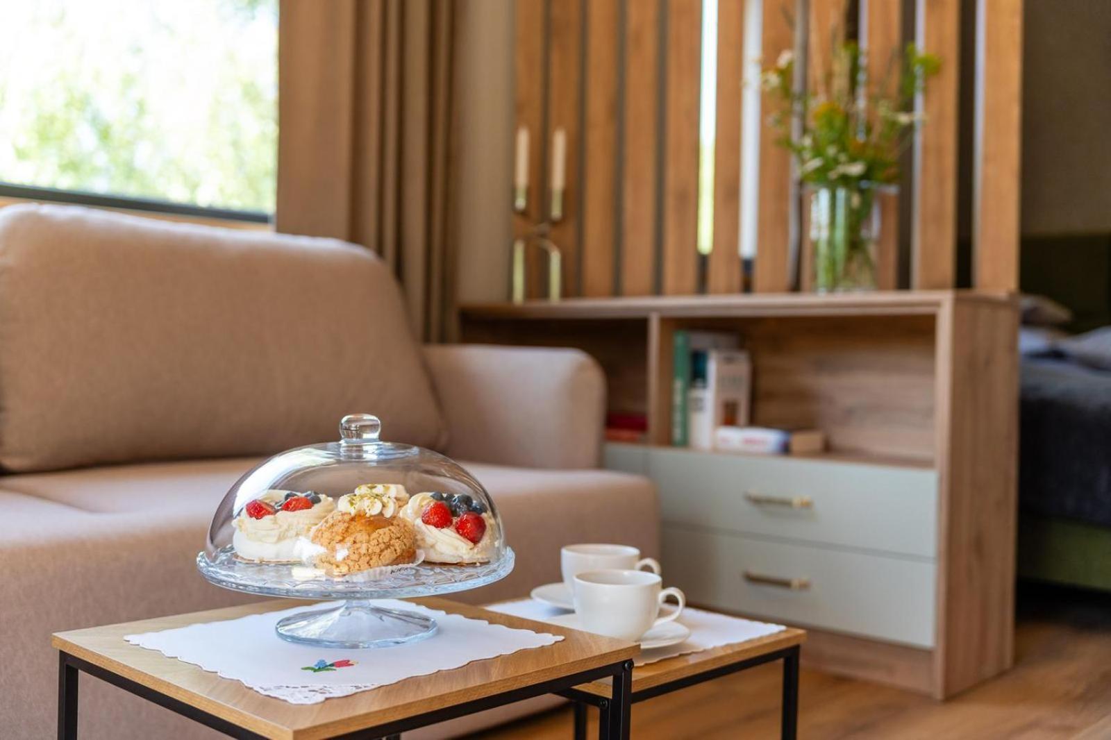 Zielona Zaba Hotel Derc Ngoại thất bức ảnh