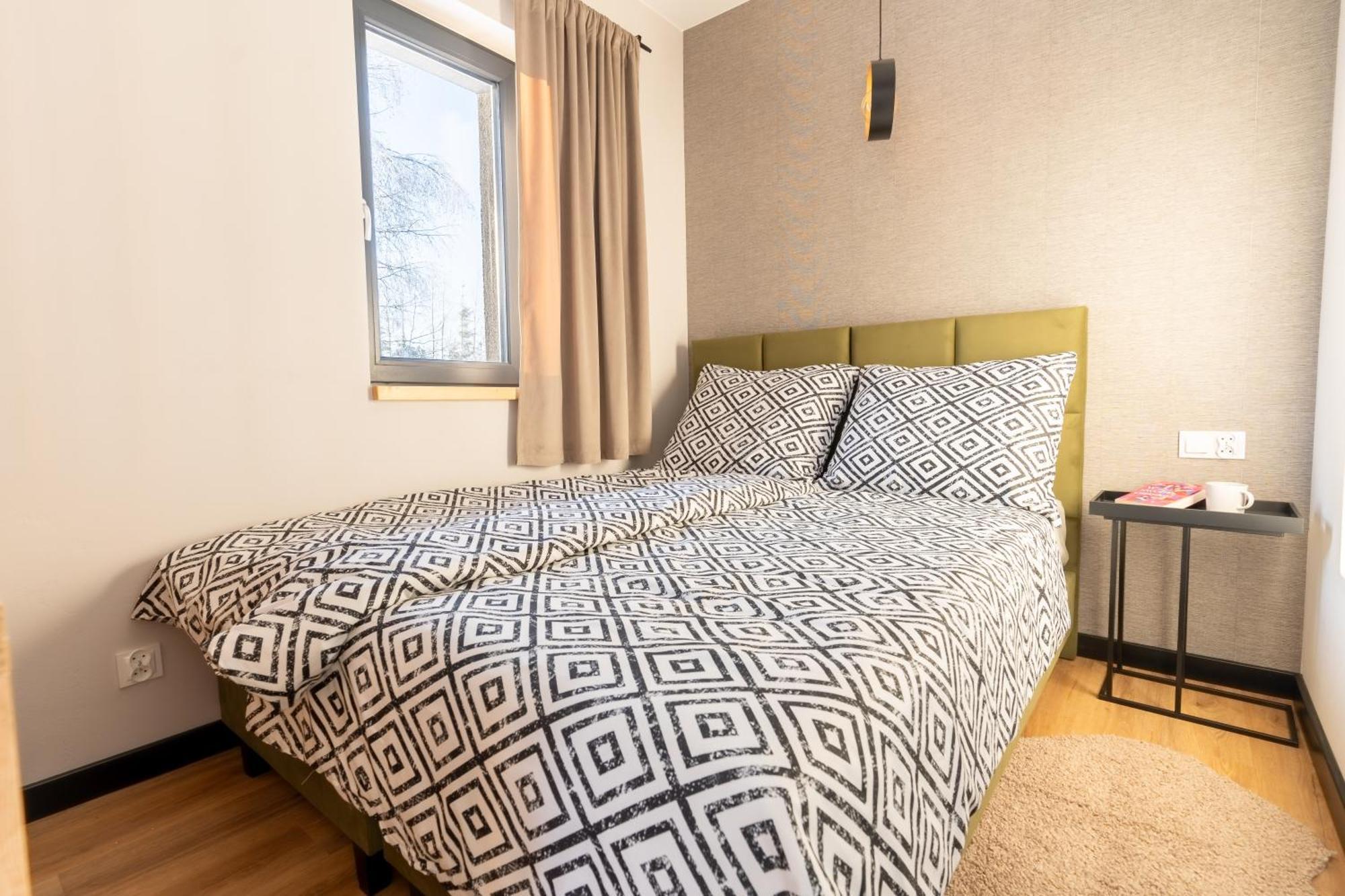 Zielona Zaba Hotel Derc Ngoại thất bức ảnh